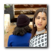 Azhagai Irukirai Bayamai Irukirathu Photo Gallery